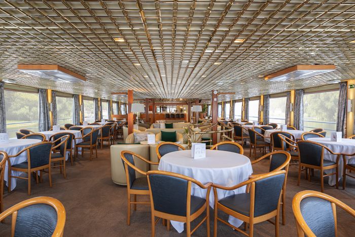 Restaurants, Bars & Cafés on MS Botticelli